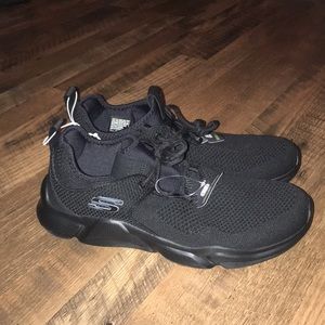 Skechers memory foam men’s size 9.5 black